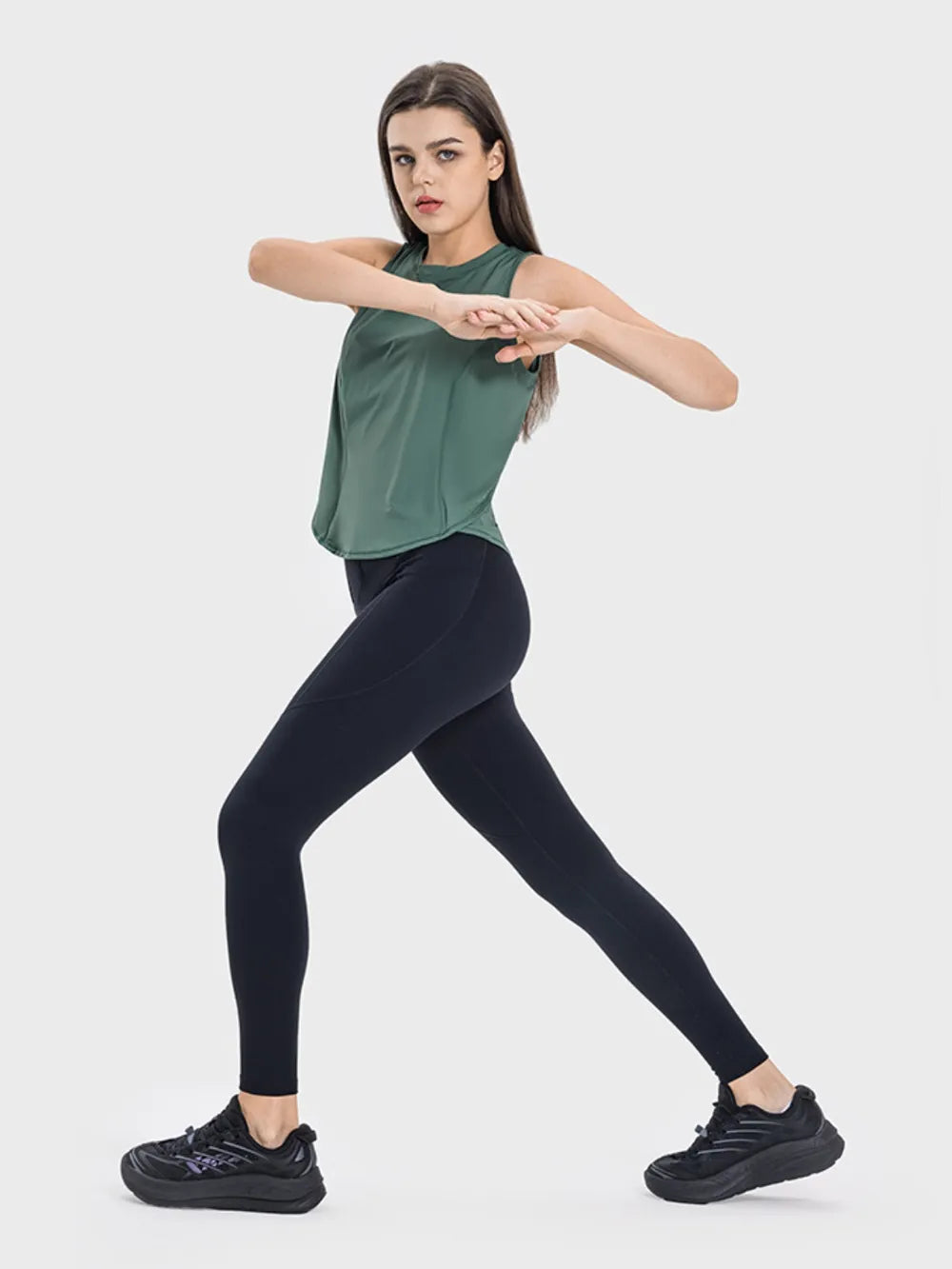 Flo Studio Tank